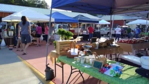 farmers selling local produce at hub city farmer’s market