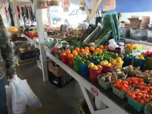 vendor booths at t&w flea market
