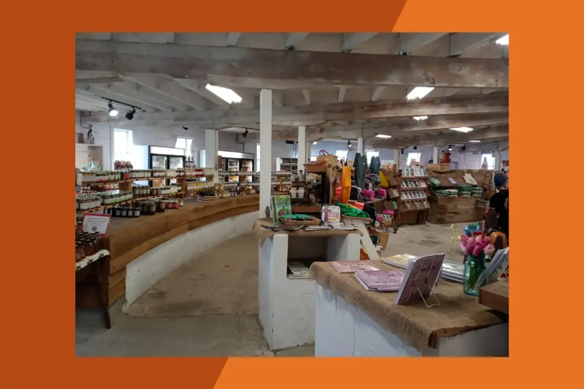 Historic Round Barn & Farm Market
