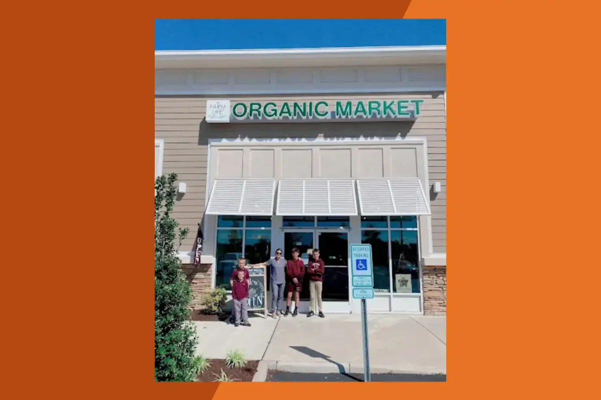 The Farm Life Organic Market